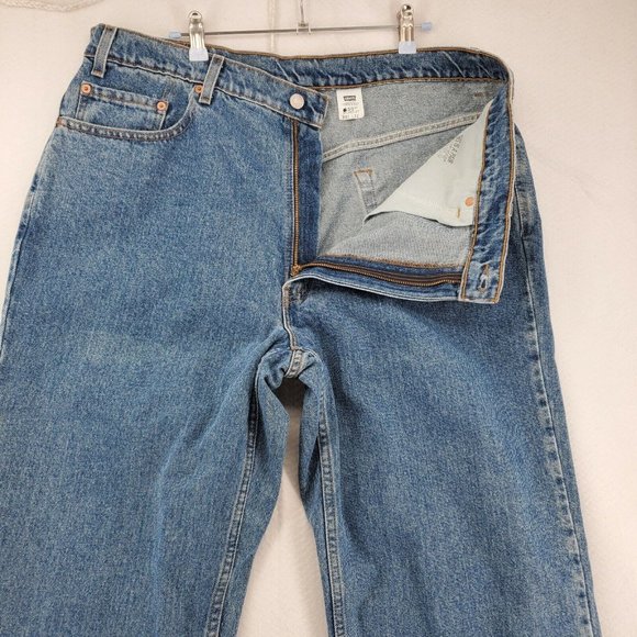 LEVI 550 Jeans Men's Straight Leg Denim 5-Pocket Medium Wash Blue 40/L32 - Picture 5 of 11